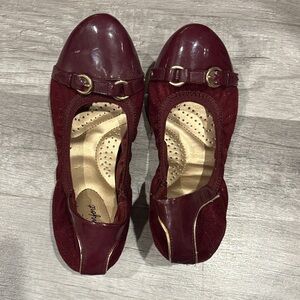 dexflex comfort Burgundy Slip-On Ballet Flats with Buckle Trim